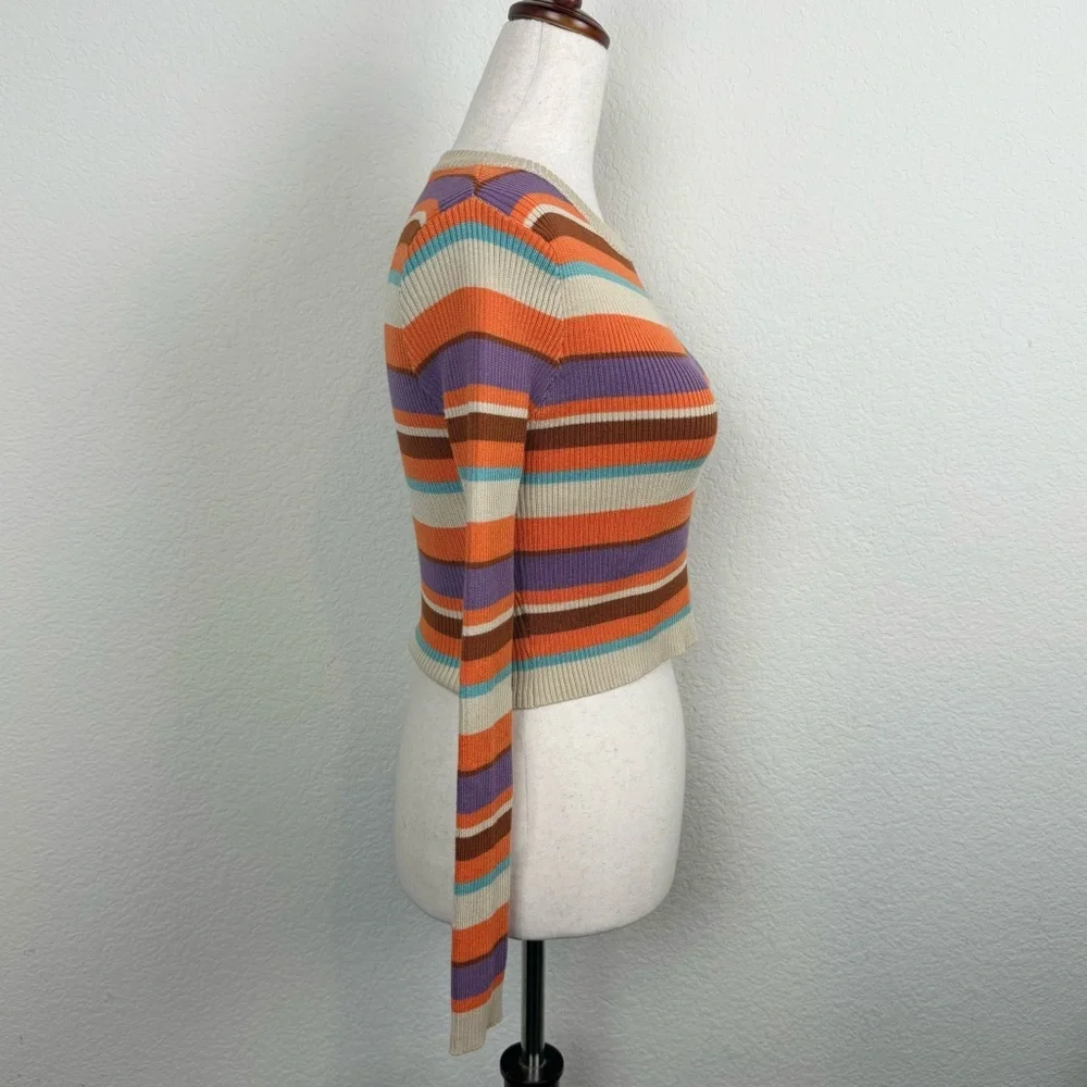 VRG GRL Striped Long Sleeve Cropped Knit Top‎ - Picture 5 of 11